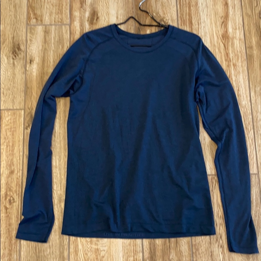 Lululemon men’s long sleeve size L